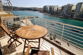 Seaview 2 Bedroom Ap. in Spinola